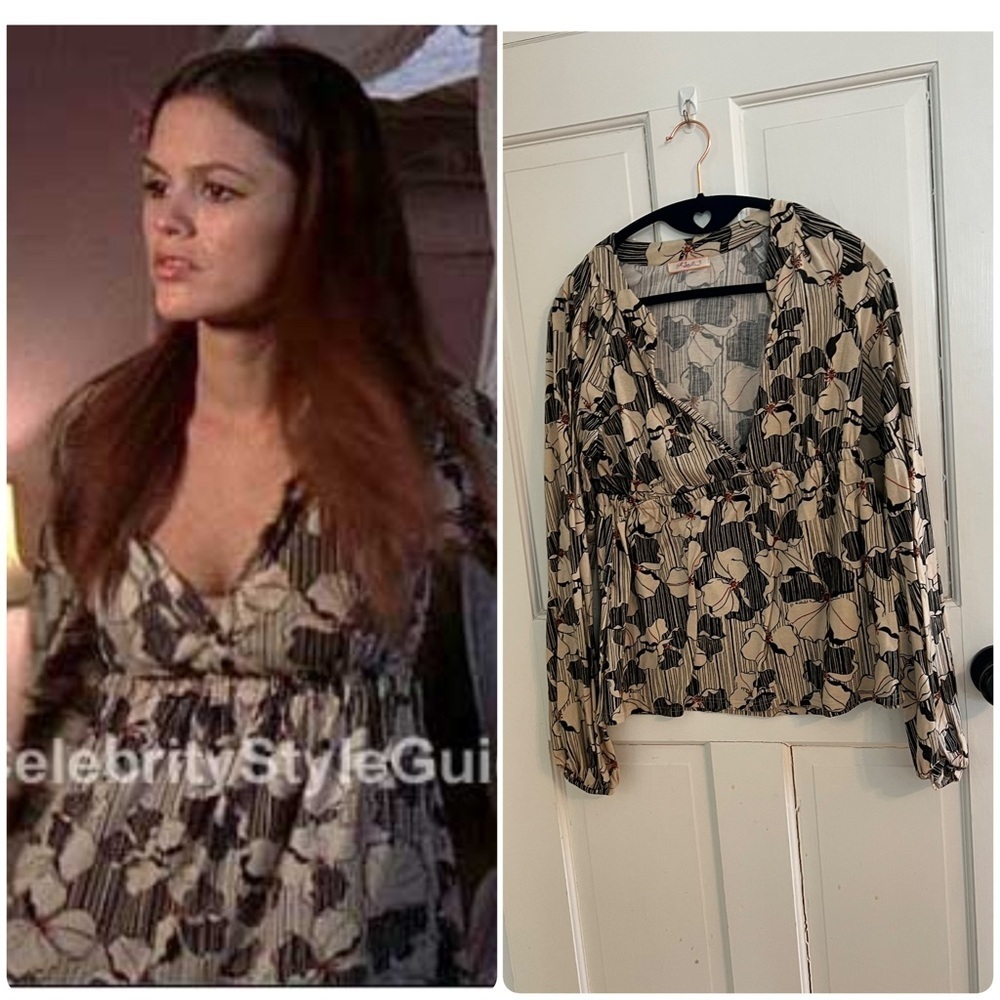 Lux (urban outfitters) top aso summer Roberts on the oc